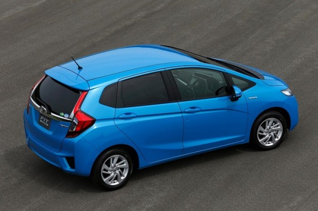 Honda-Fit-Hybrid-620x411